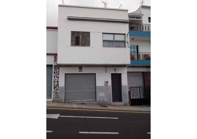 Sprzedaż - Nieruchomości - Domy - Santa Cruz de Tenerife - La Gallega 1