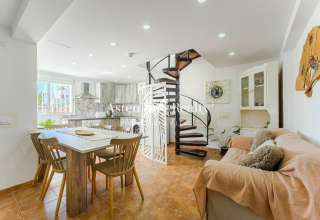 4 Bedroom Townhouse