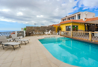4 Bedroom Townhouse