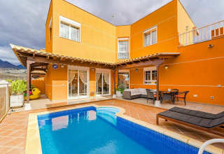 4 Bedroom Villa