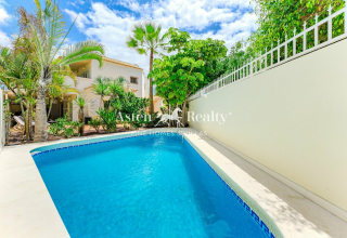 4 Bedroom Villa