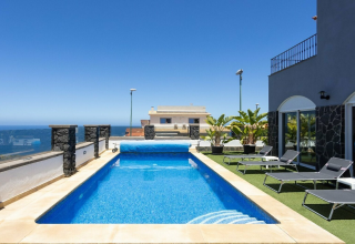 7 Bedroom Villa