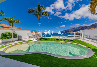 7 Bedroom Villa
